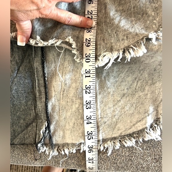 VTG THRILL,’90’s, Button-Up Denim Top, Destroyed Frayed Hem,Excellent Condition - Picture 13 of 13